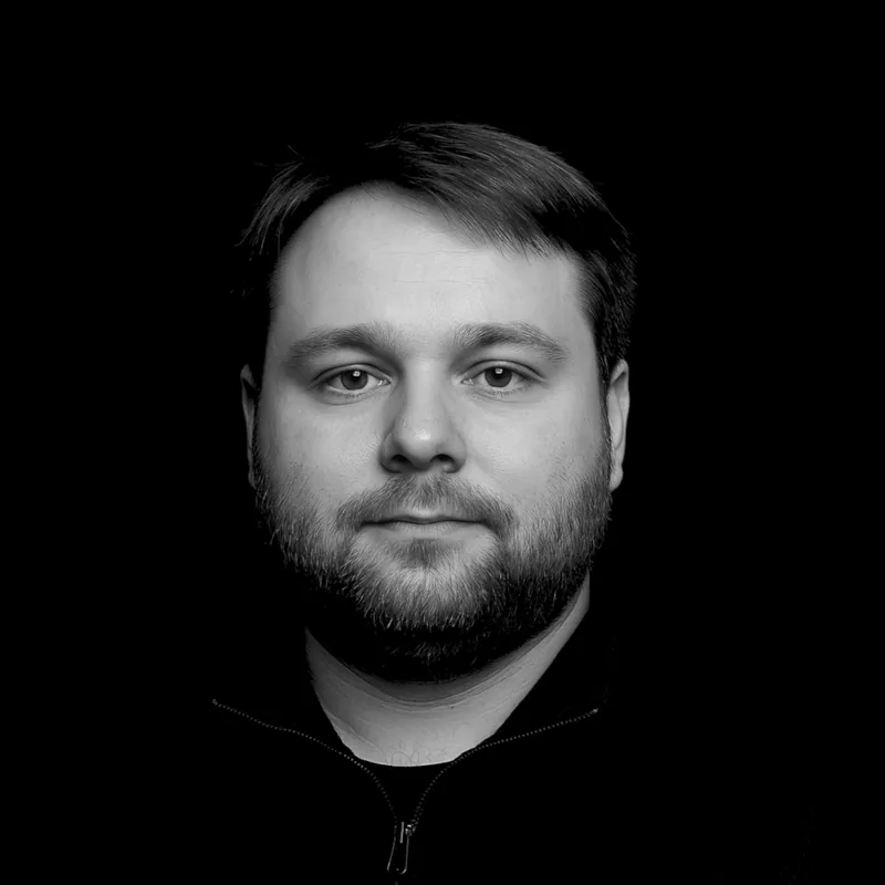 Andrzej Maciejewski, Inżynier sieci w UXU