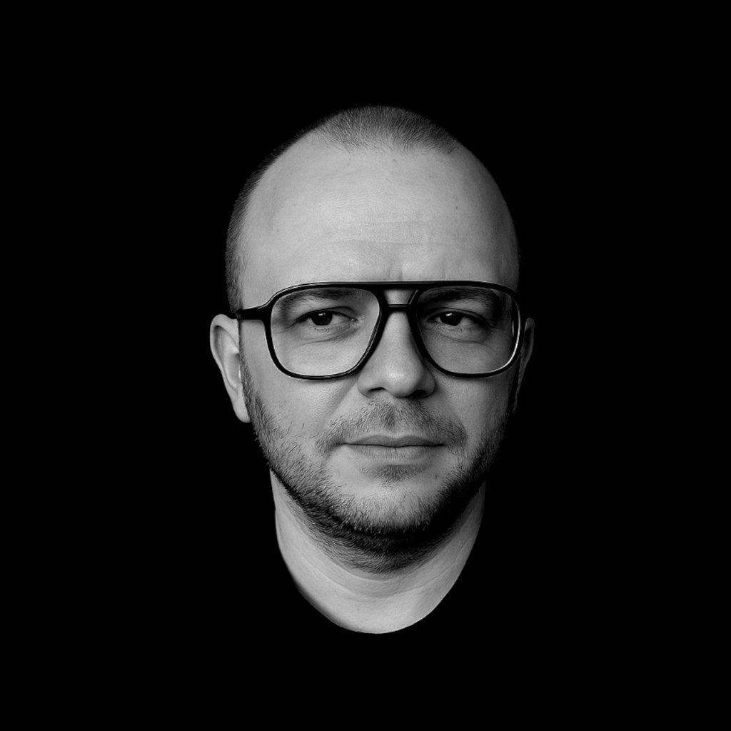 Paweł Niedziwecki - DevOps